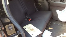 内装後方シート