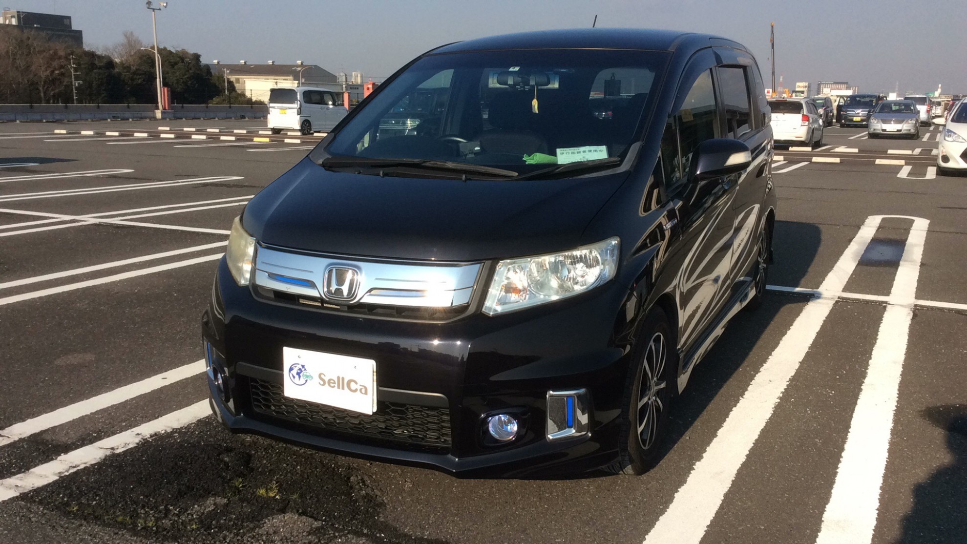 ホンダ フリードスパイクハイブリッドの売買実績画像