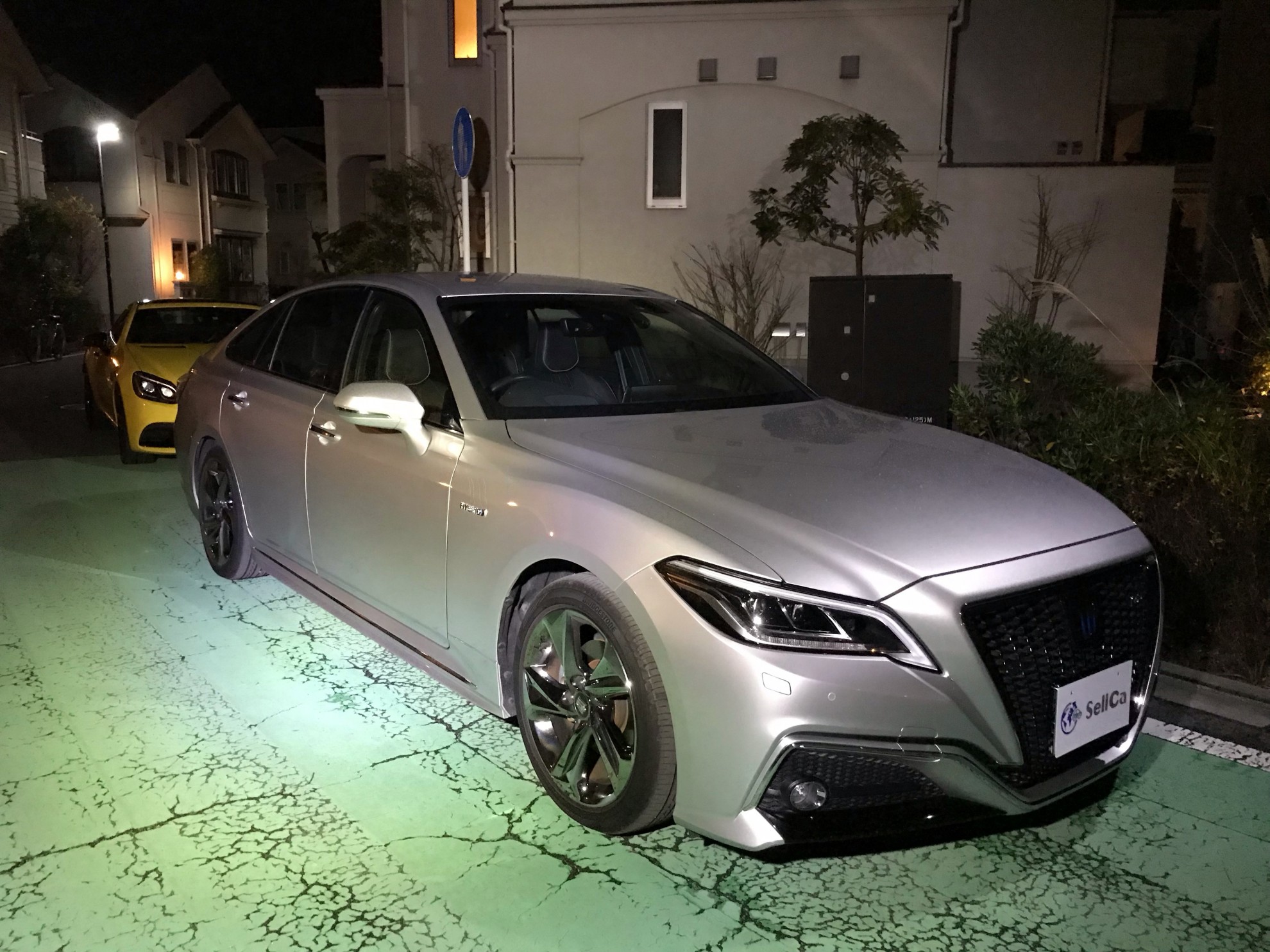 外装右