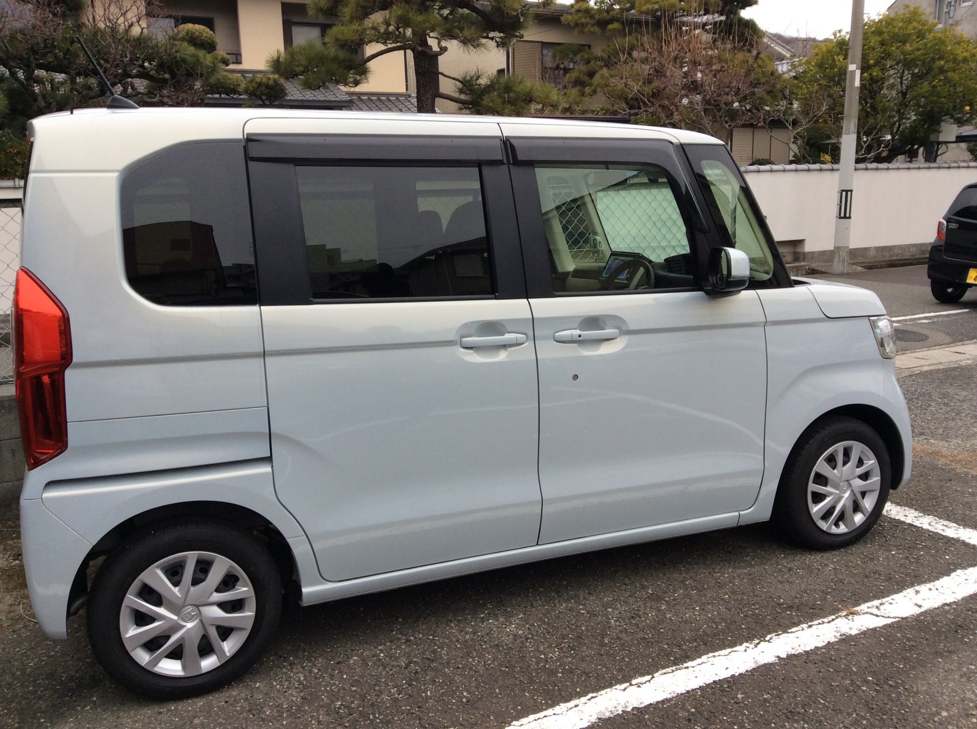 外装右