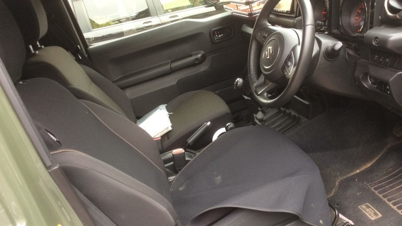 内装前方シート