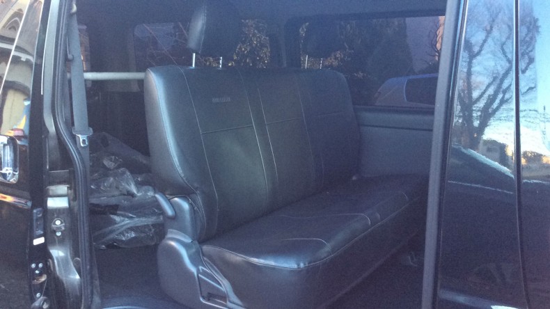 内装後方シート