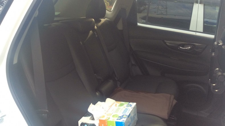 内装後方シート