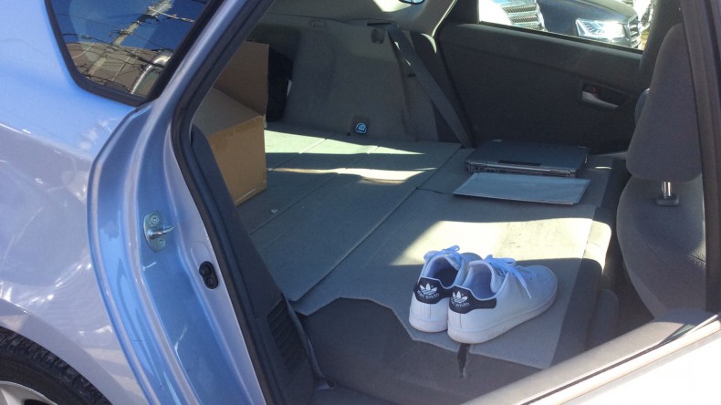 内装後方シート