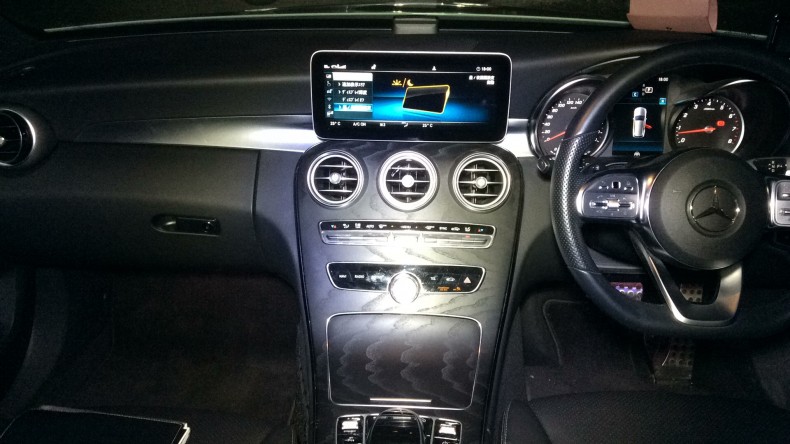 内装インパネ全体