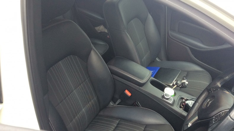 内装前方シート