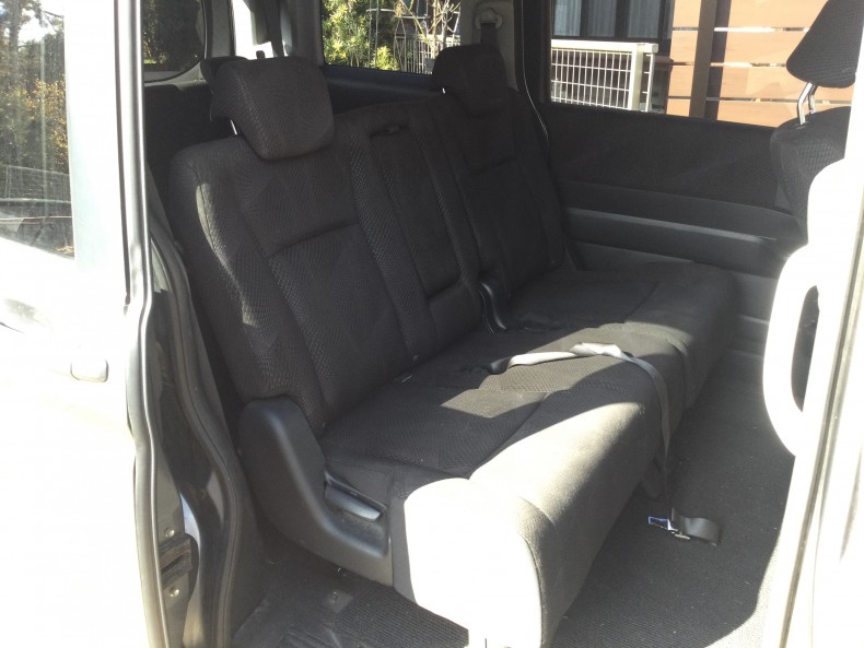 内装後方シート