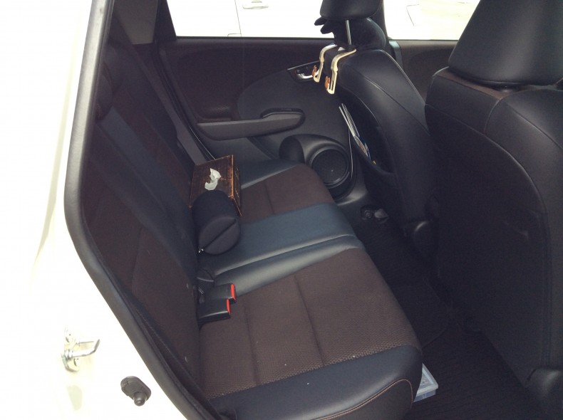 内装後方シート