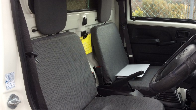 内装前方シート