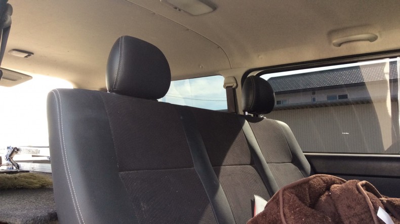 内装後方シート