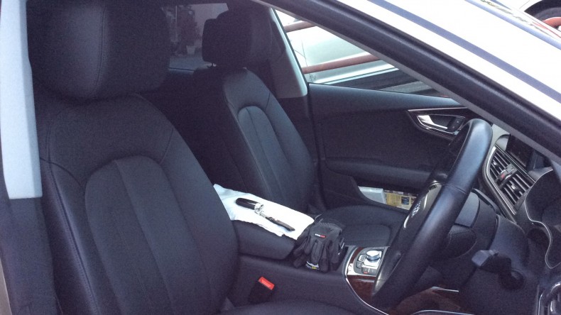 内装前方シート