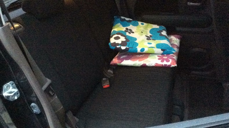 内装後方シート