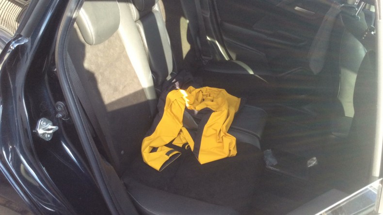 内装後方シート