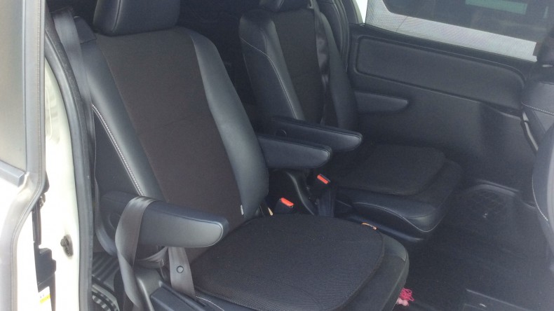 内装後方シート