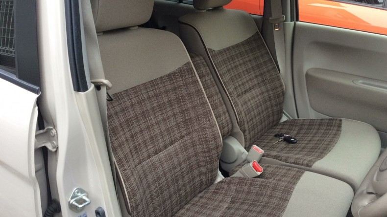 内装前方シート