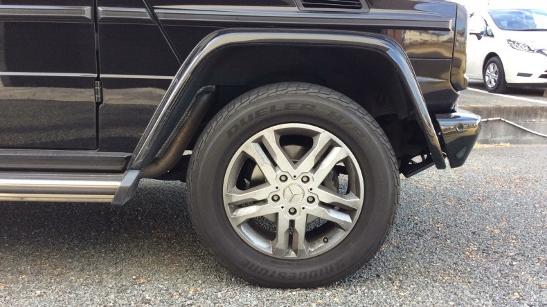 タイヤホイール前