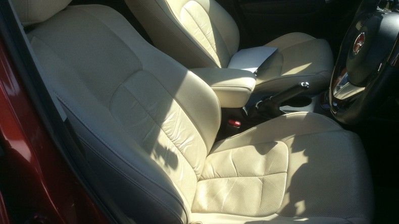 内装前方シート