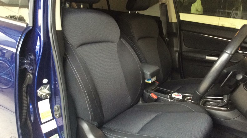 内装前方シート