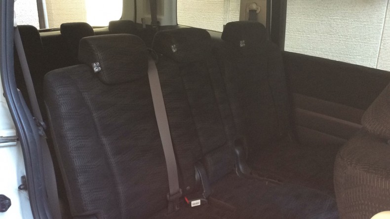 内装後方シート