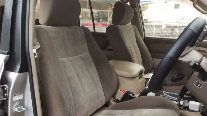 内装前方シート