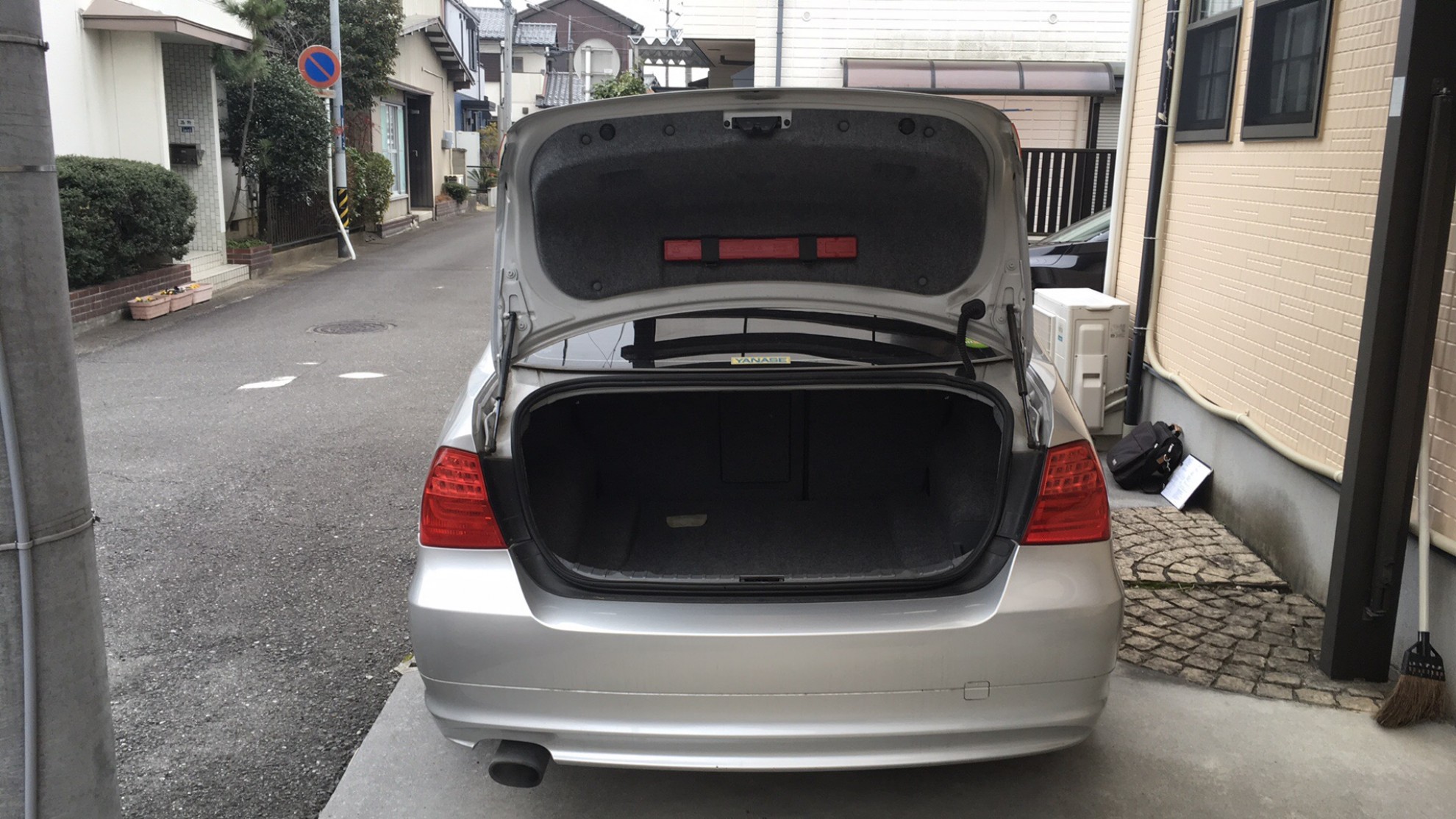 内装トランク