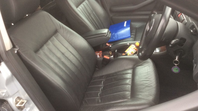 内装前方シート