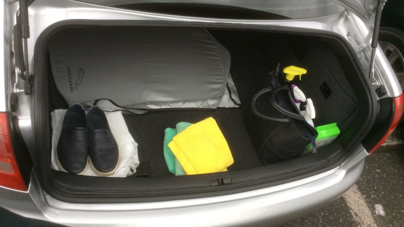 内装トランク