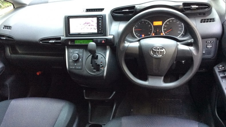 内装インパネ全体