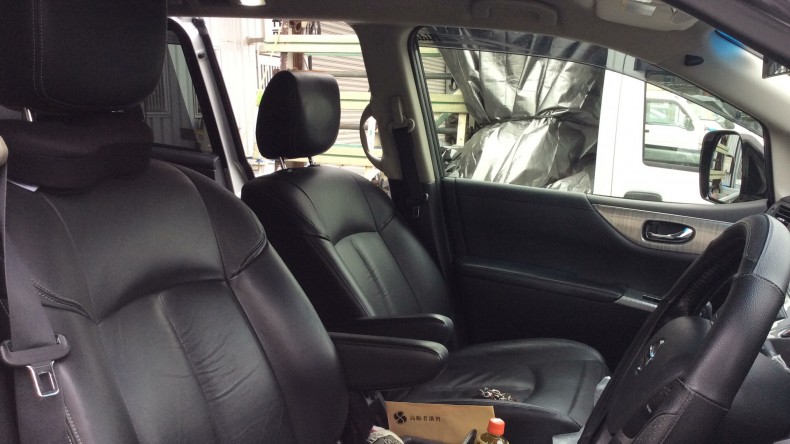 内装前方シート