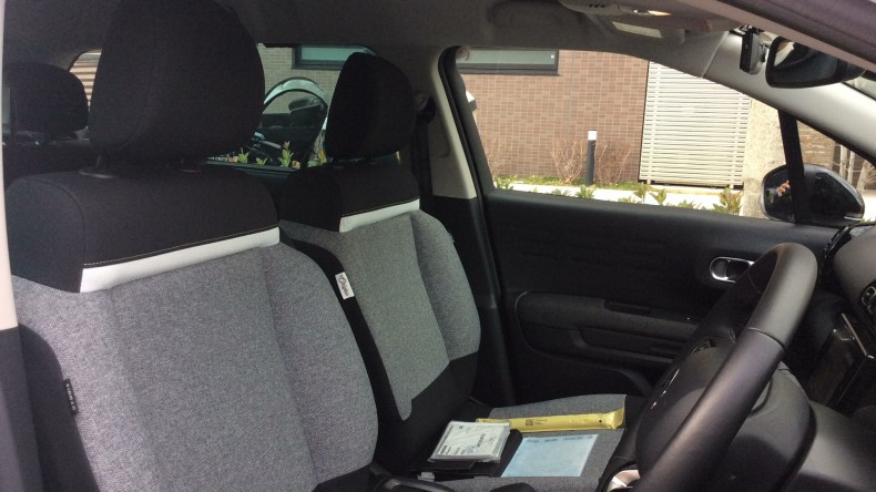 内装前方シート