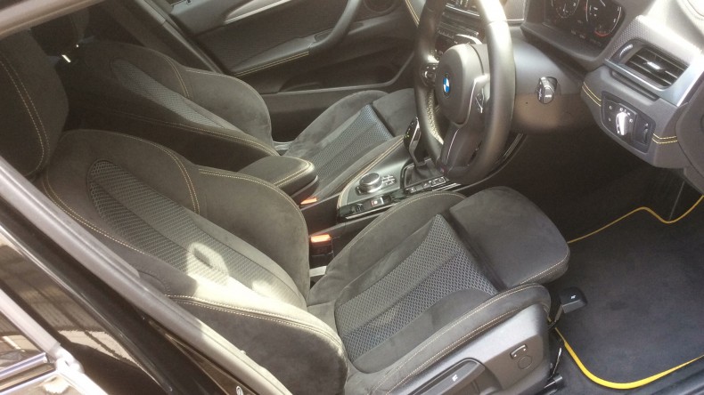 内装前方シート