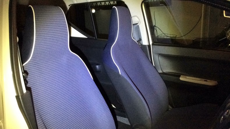 内装前方シート