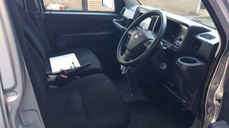 内装前方シート