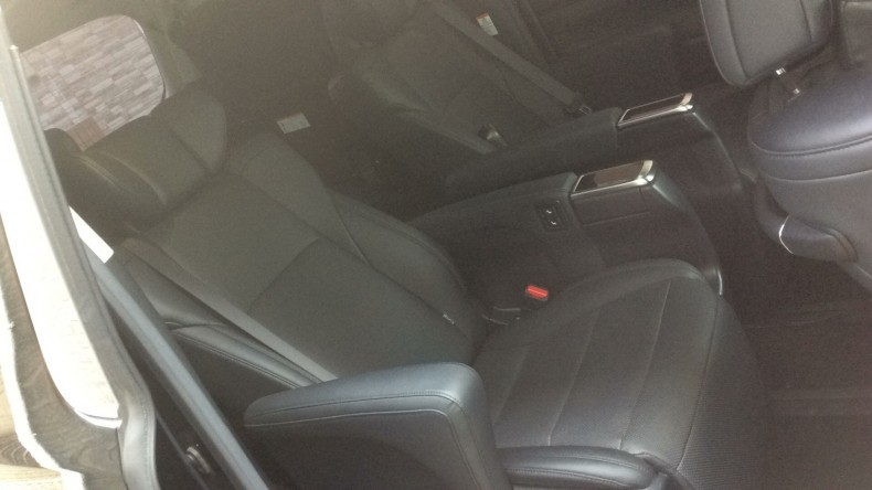 内装後方シート