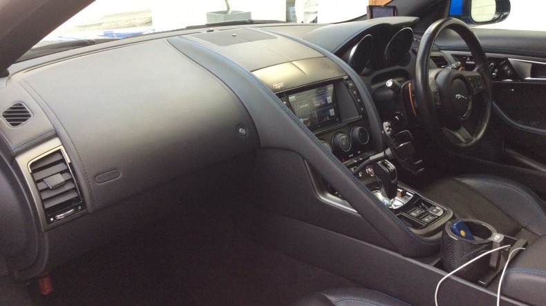 内装インパネ全体