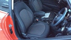 内装前方シート