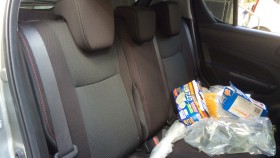 内装後方シート