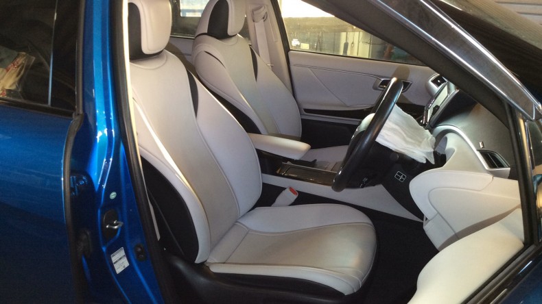 内装前方シート