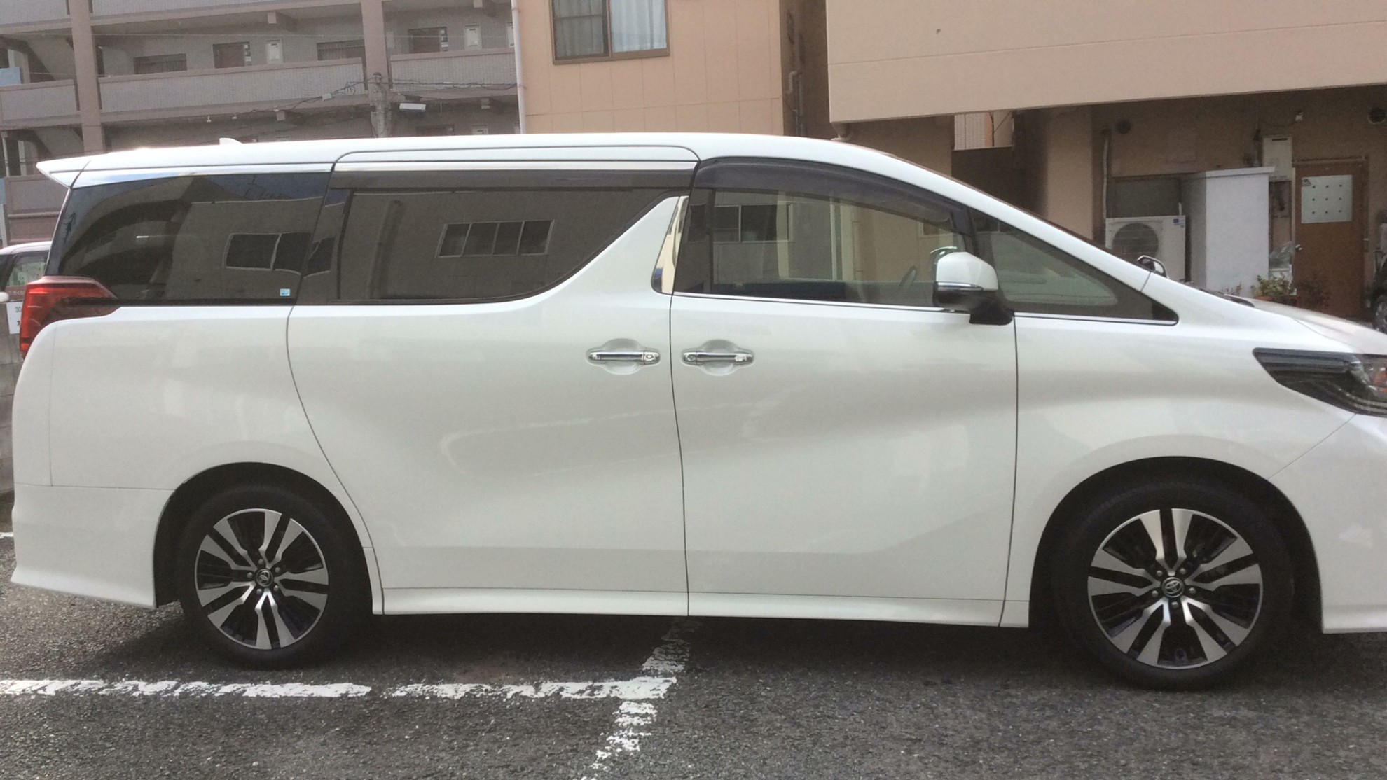 外装右