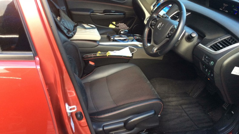 内装前方シート