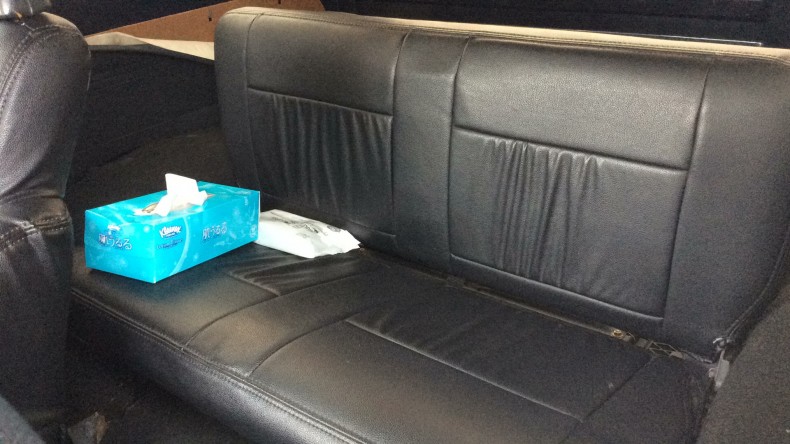 内装後方シート