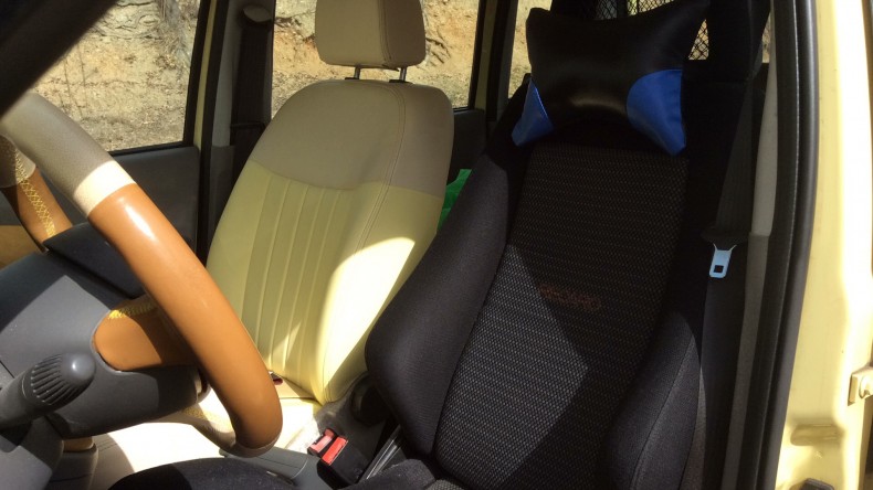 内装前方シート