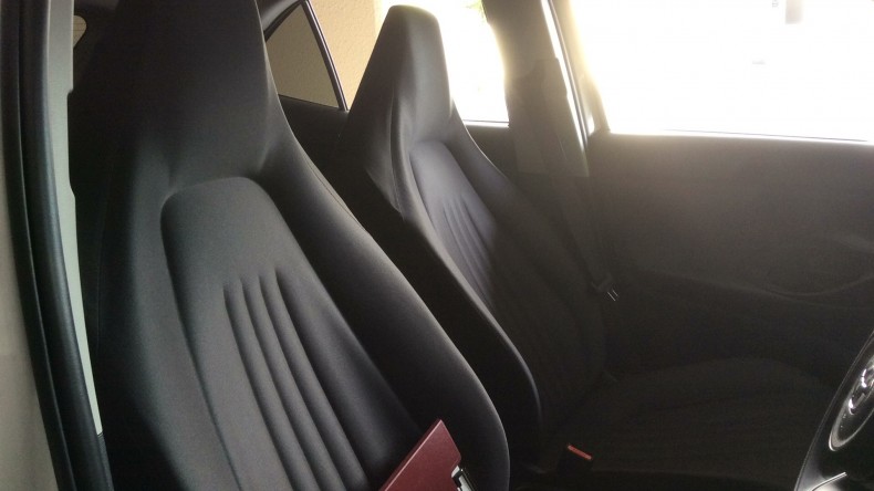 内装前方シート