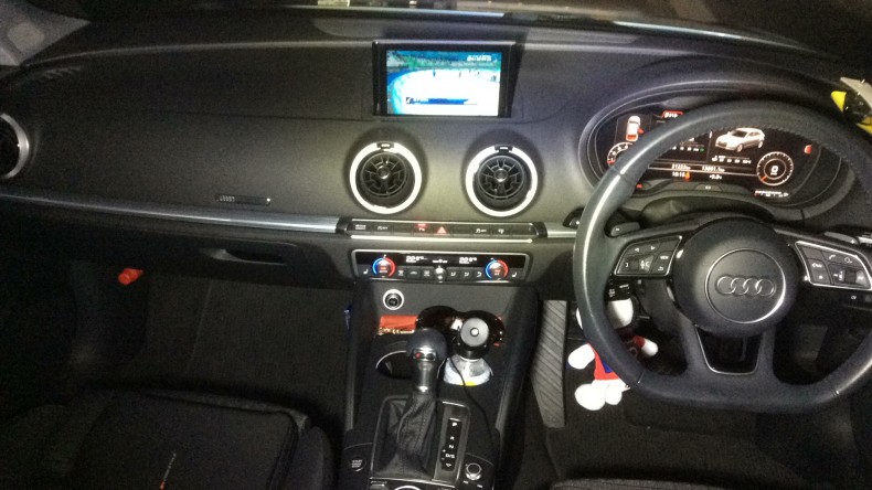 内装インパネ全体