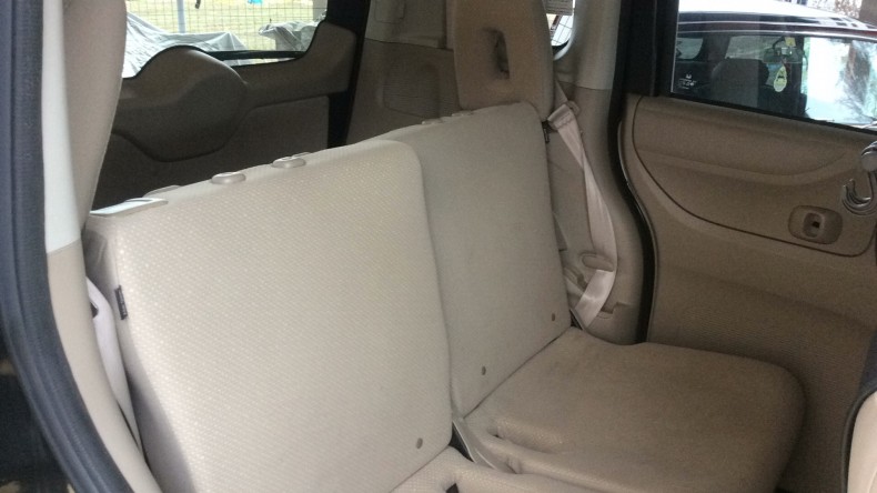 内装後方シート