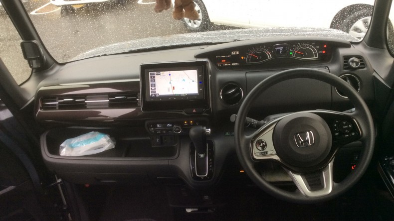 内装インパネ全体