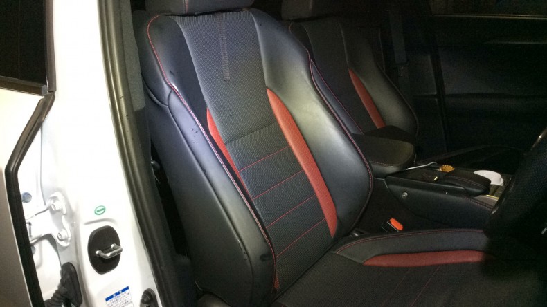 内装前方シート