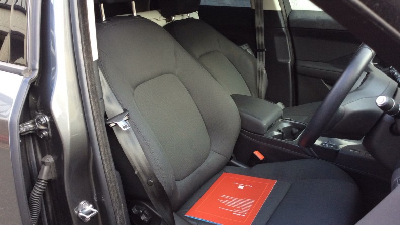 内装前方シート