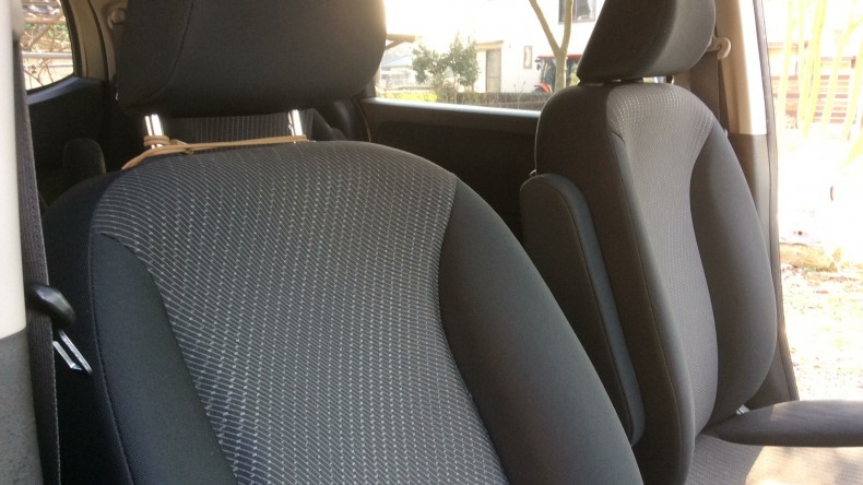 内装前方シート