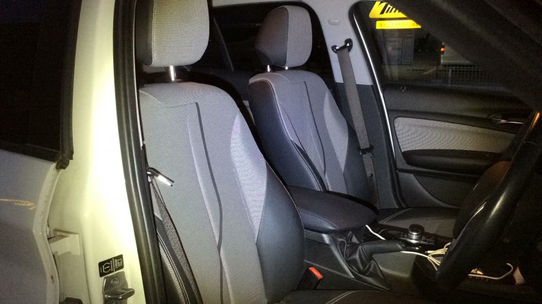 内装前方シート